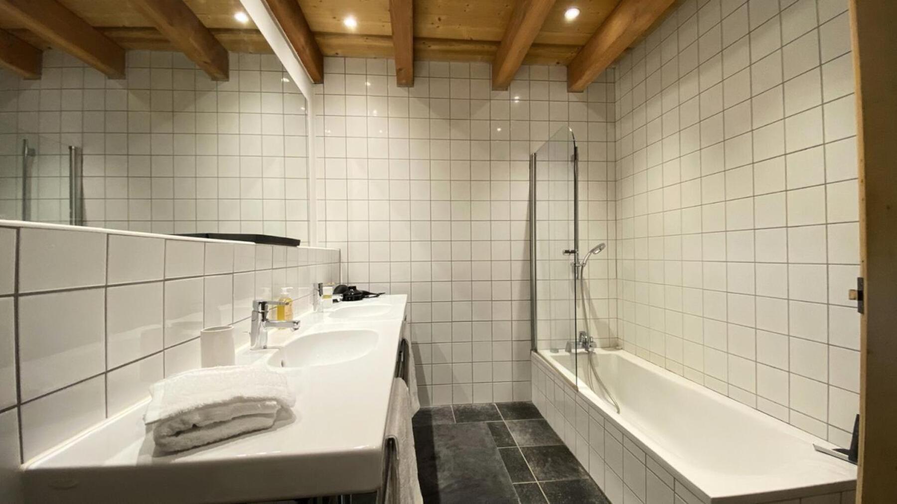 ואלואר Chalet De Bonnenuit - Chalet 14 Personnes 4 Mae-7911 מראה חיצוני תמונה